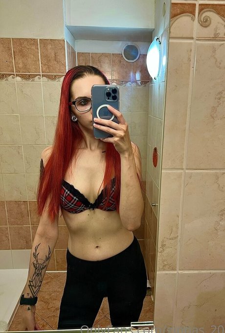 Nagie wyciekłe zdjęcie OnlyFans od Ginnas20