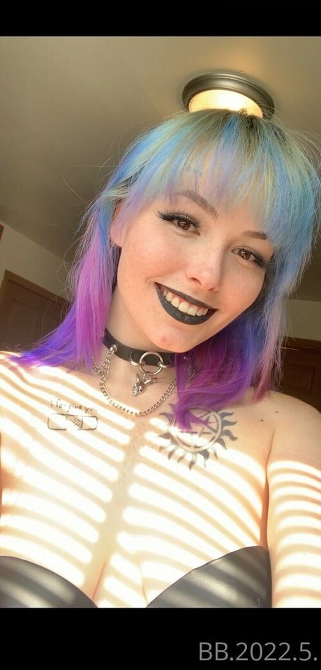 Nagie wyciekłe zdjęcie OnlyFans od Yourhotmf