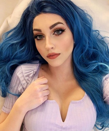 Nagie wyciekłe zdjęcie OnlyFans od Mona Schon