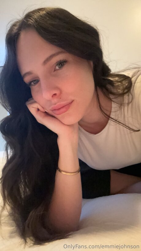 Nagie wyciekłe zdjęcie OnlyFans od Emmiejohnson