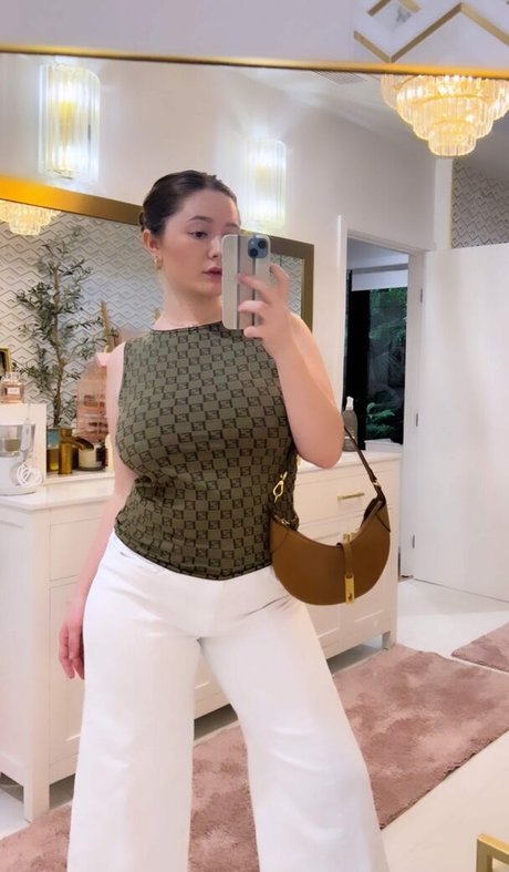 Emma Kenney
