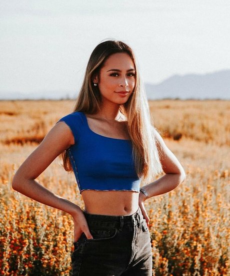 Nagie wyciekłe zdjęcie OnlyFans od Buhnny