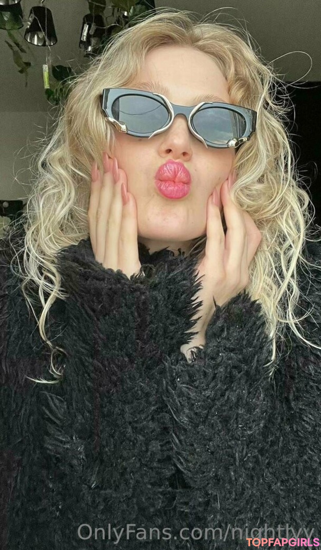 Nagie wyciekłe zdjęcie OnlyFans od Nightlyy #1053