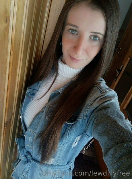 Lewdlilyfree