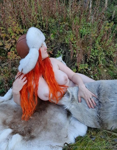 Nagie wyciekłe zdjęcie OnlyFans od Karvalakkinainen