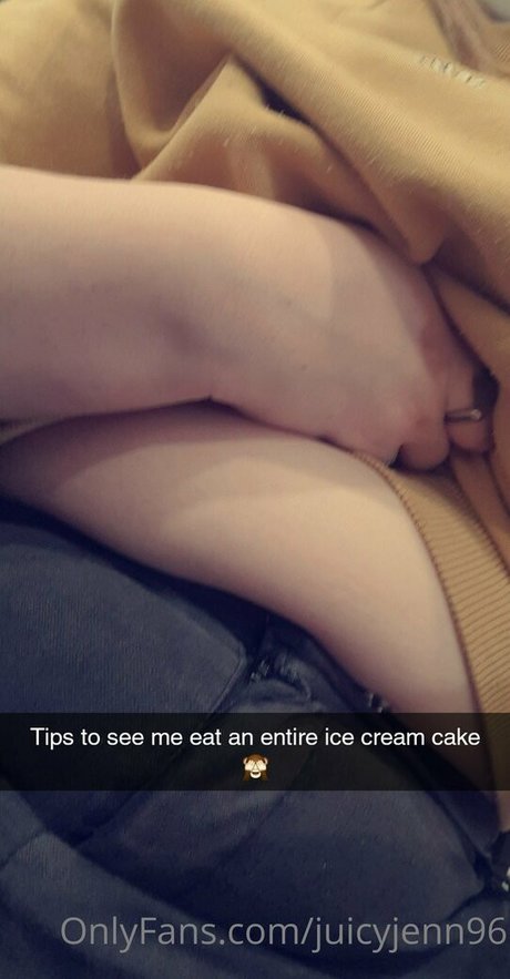 Nagie wyciekłe zdjęcie OnlyFans od Juicyjenn96