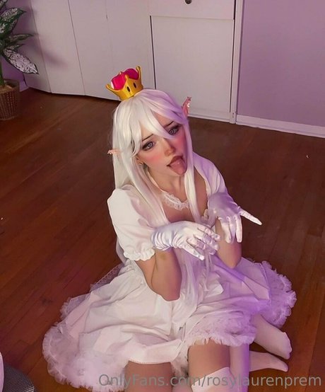 Nagie wyciekłe zdjęcie OnlyFans od Rosylaurenhours