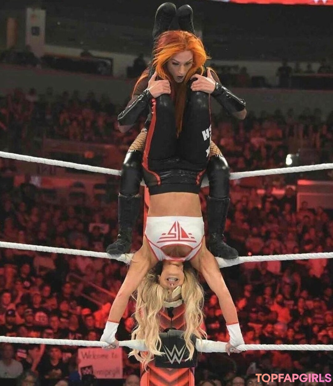 Nagie wyciekłe zdjęcie OnlyFans od Trish Stratus #1159