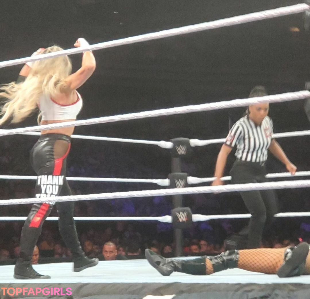 Nagie wyciekłe zdjęcie OnlyFans od Trish Stratus #1169