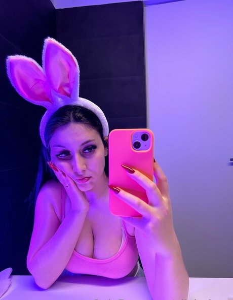 Nagie wyciekłe zdjęcie OnlyFans od Oliviariooo