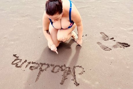Nagie wyciekłe zdjęcie OnlyFans od Boobstruggle
