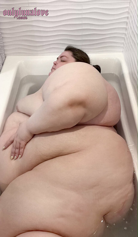 Nagie wyciekłe zdjęcie OnlyFans od Ssbbwlunalove