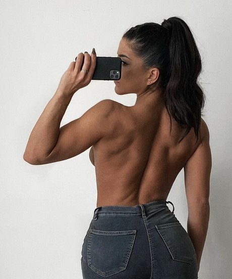 Nagie wyciekłe zdjęcie OnlyFans od Leah Shutkever