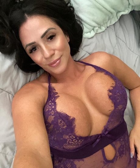 Nagie wyciekłe zdjęcie OnlyFans od Ariella Ferrera