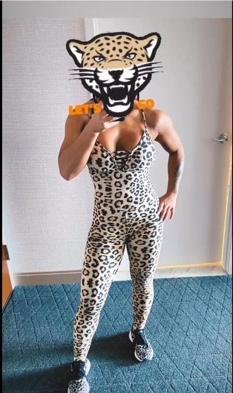 Nagie wyciekłe zdjęcie OnlyFans od Wwe Xia Li