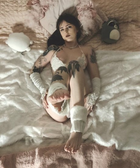 Nagie wyciekłe zdjęcie OnlyFans od Missdellavigne