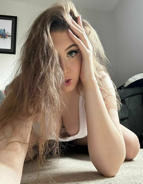 Nagie wyciekłe zdjęcie OnlyFans od Tallbunnyy