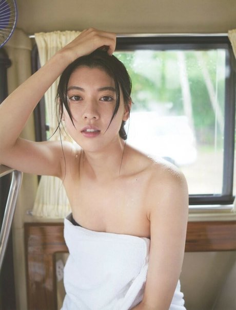 Nagie wyciekłe zdjęcie OnlyFans od Ayaka Miyoshi