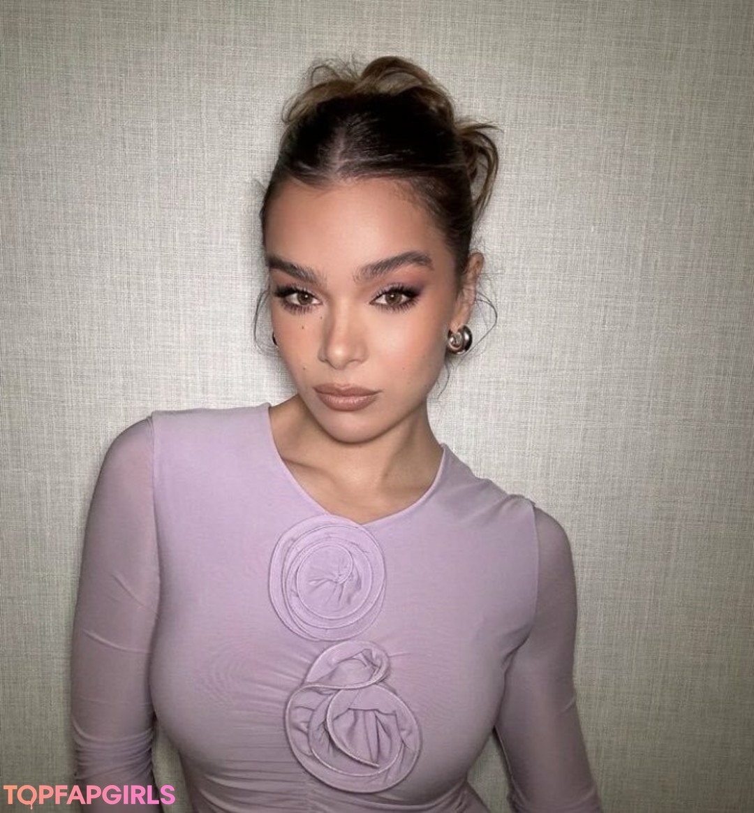 Nagie wyciekłe zdjęcie OnlyFans od Hailee Steinfeld #1018