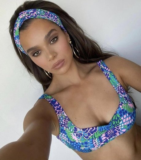 Hailee Steinfeld