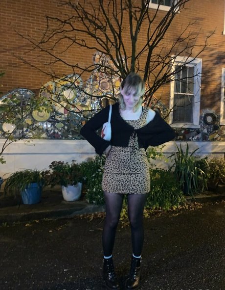 Nagie wyciekłe zdjęcie OnlyFans od Xxpissgirl420xx