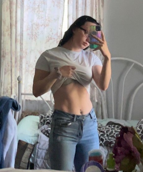 Nagie wyciekłe zdjęcie OnlyFans od Musclemommy002