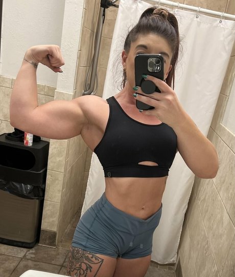 Nagie wyciekłe zdjęcie OnlyFans od Noplainjane