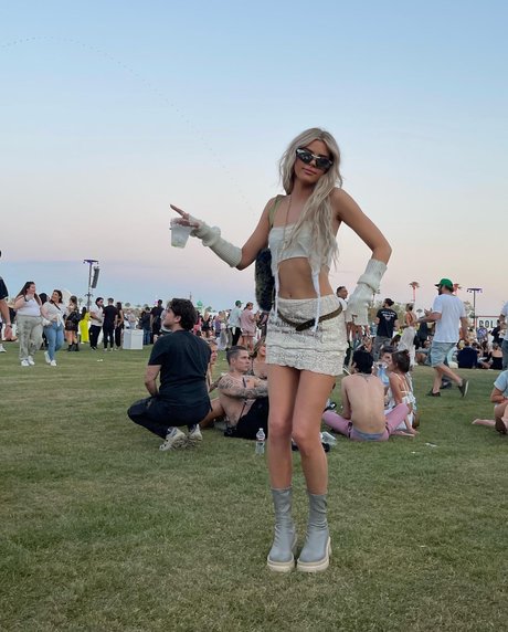 Nagie wyciekłe zdjęcie OnlyFans od Alissa Violet