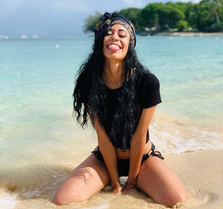 Nagie wyciekłe zdjęcie OnlyFans od Blackkrystel