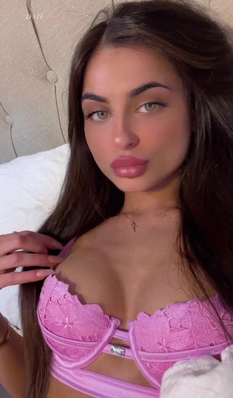 Nagie wyciekłe zdjęcie OnlyFans od Rhiannon Kyra