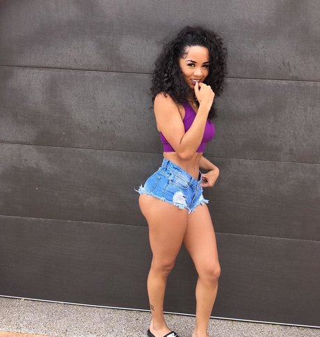 Nagie wyciekłe zdjęcie OnlyFans od Brittany Renner