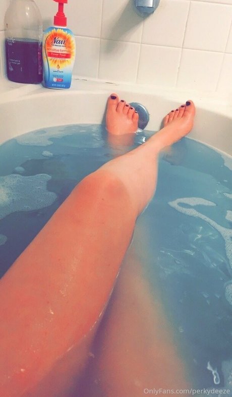 Nagie wyciekłe zdjęcie OnlyFans od Deezefreeze