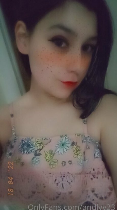 Nagie wyciekłe zdjęcie OnlyFans od Andlyfree