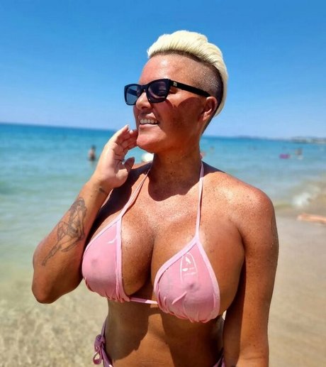 Nagie wyciekłe zdjęcie OnlyFans od Carro Oberg