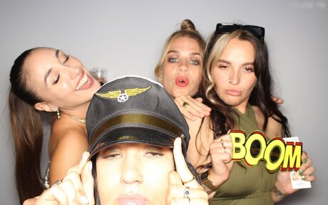 Photobox Flashes