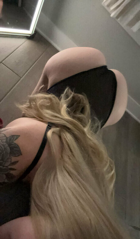 Itsthatonetallgirl