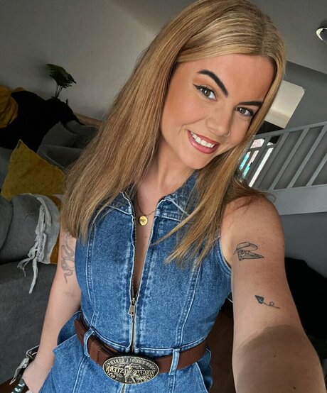 Ema Jane White / emajanee / emajane.white