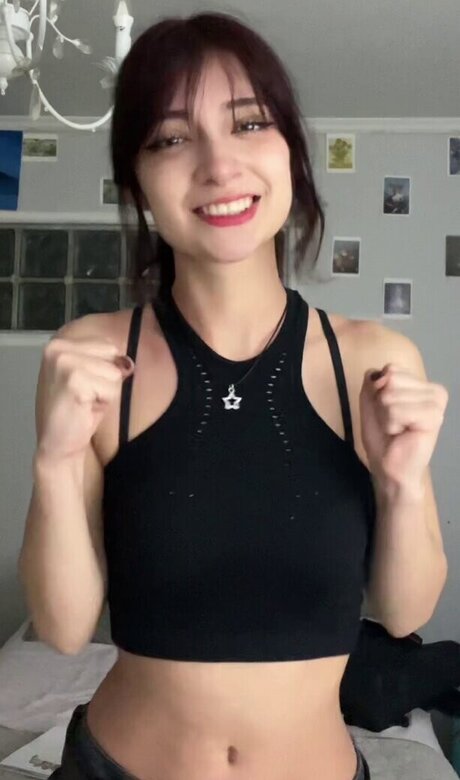 Nagie wyciekłe zdjęcie OnlyFans od Antoaa