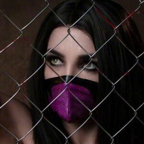 Mortal Kombat Erotic Cosplay