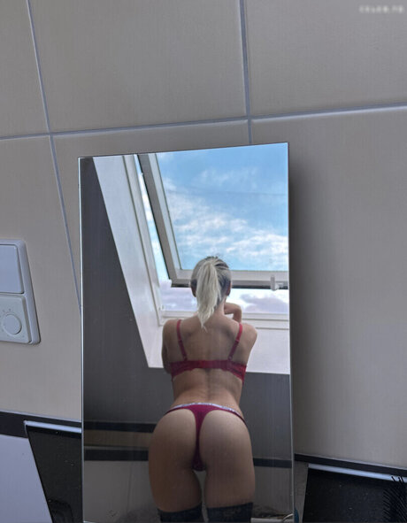 Michellegrsz / 112_michelle