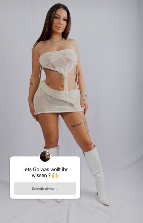 Nagie wyciekłe zdjęcie OnlyFans od Selinkitmir