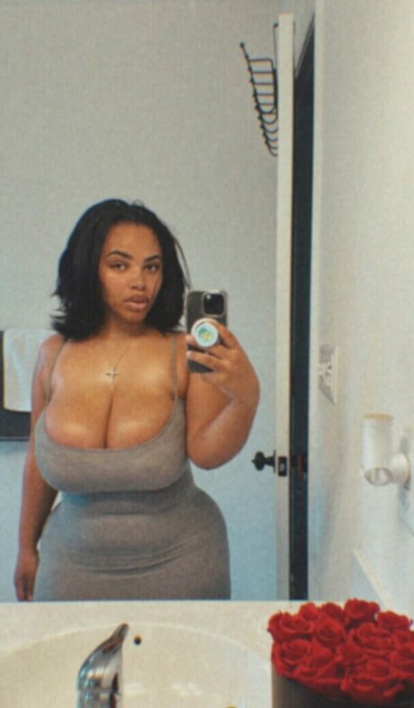 Nagie wyciekłe zdjęcie OnlyFans od Nuski