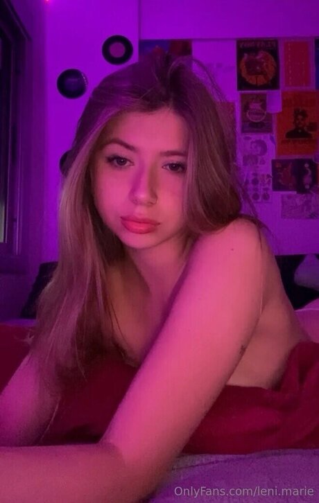 Nagie wyciekłe zdjęcie OnlyFans od Leni Marie