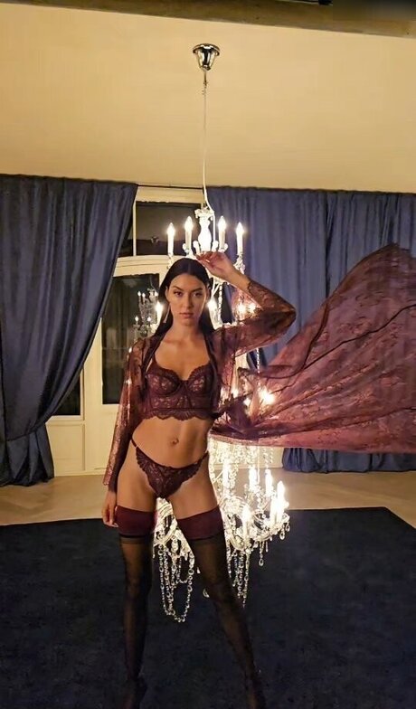 Rebecca Mir