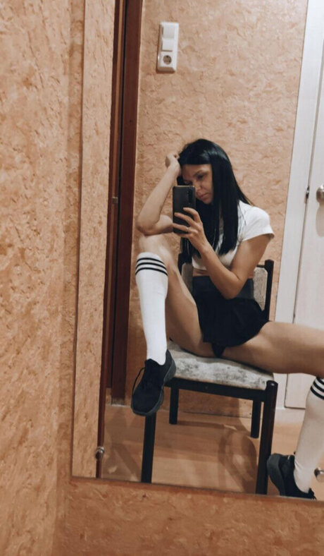 ANNY RUDEGIRL