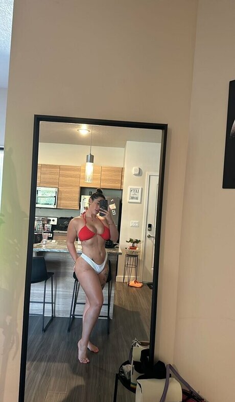 Nikoleashleyy