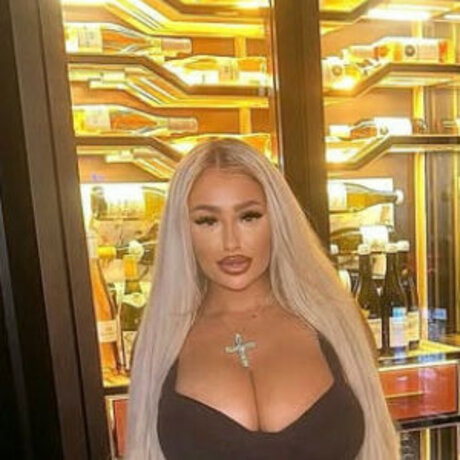 Nagie wyciekłe zdjęcie OnlyFans od Corrinnadione