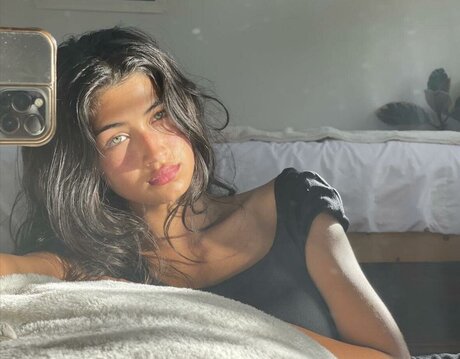 Nagie wyciekłe zdjęcie OnlyFans od Meeya Dugied