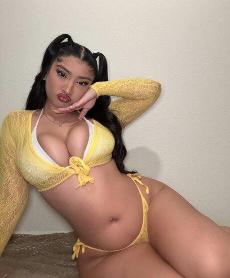 Nagie wyciekłe zdjęcie OnlyFans od Thaonenonlyyb