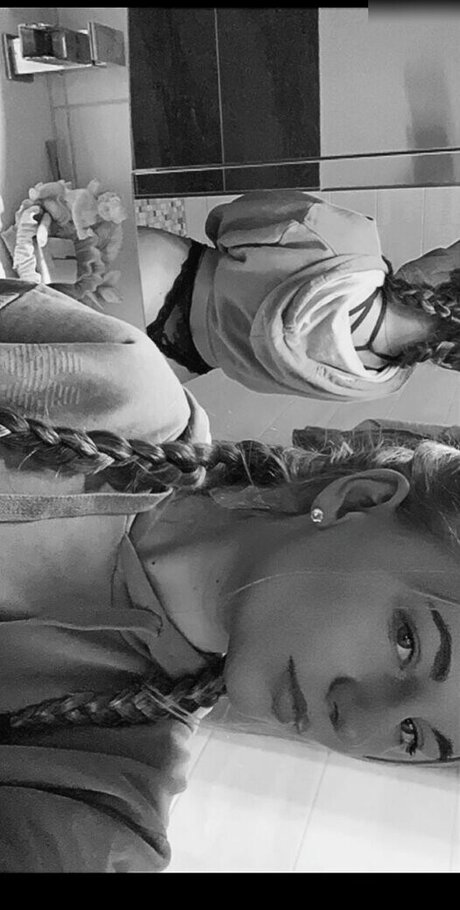 Nagie wyciekłe zdjęcie OnlyFans od Jxsibeeares
